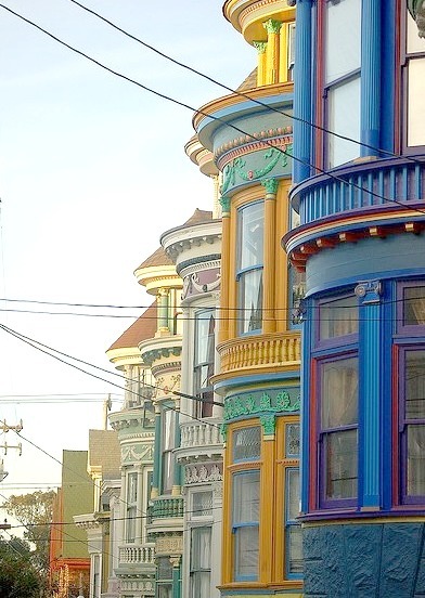 Victorian houses in Haight & Ashbury district, San Francisco, USA