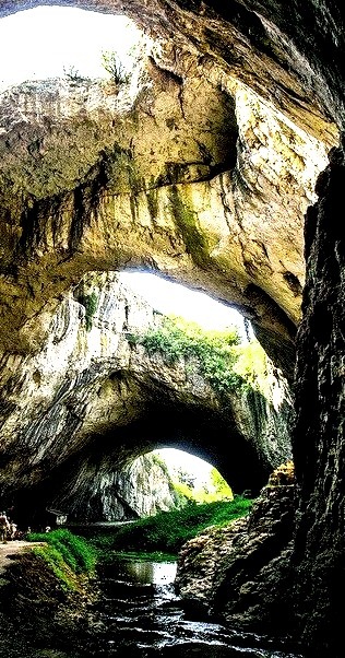 Natural wonders, Devetashka Cave / Bulgaria